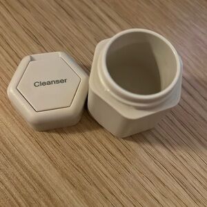 Cadence Cleanser Capsule